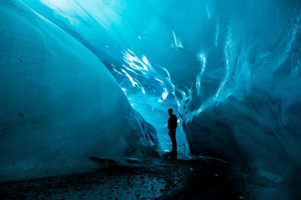 Comment explorer les grottes de glace en Islande ?